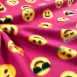 Soft Estampado - Emoji Fundo Rosa - 100% Poliéster - 1,60m Largura - Variante 1